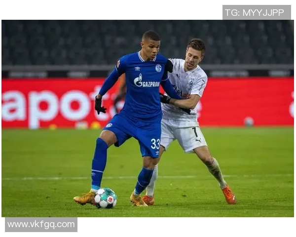 沙尔克04客场惨败，遭遇法兰克福的猛烈反击